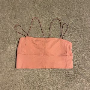 peach/pink colored cropped tank top!
size: SMALL/MEDIUM 
condition: like new